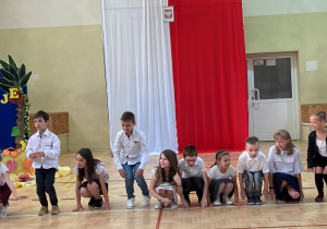 Występ artystyczny klasa druga