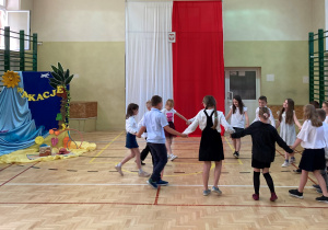 Występ artystyczny klasa druga