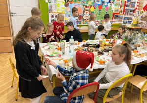 Dzielenie się opłatkiem