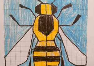 Gotowy rysunek z odwzorowanym odbiciem lustrzanym owada pszczoła