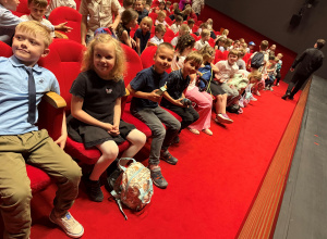 Wyjście klasy I do Teatru Arlekin