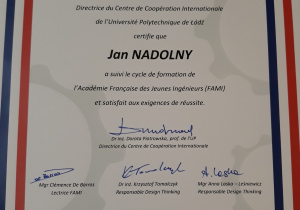 dyplom ukończenia FAMI dla Janka Nadolnego - SP40 -2020/21